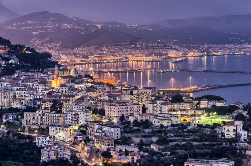 Casa Vacanze Amalfitan Coast Vietri Buitenkant foto