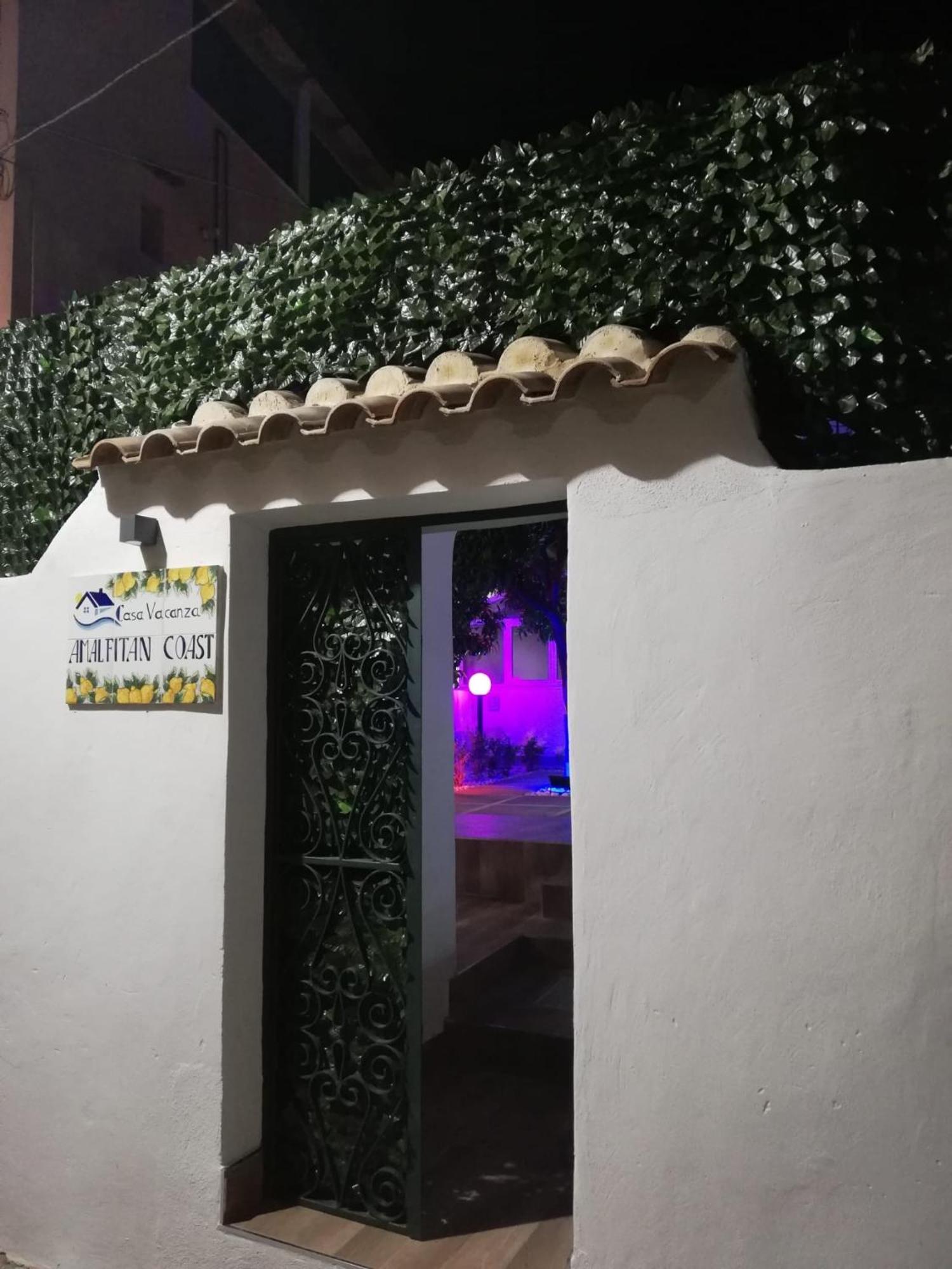 Casa Vacanze Amalfitan Coast Vietri Buitenkant foto